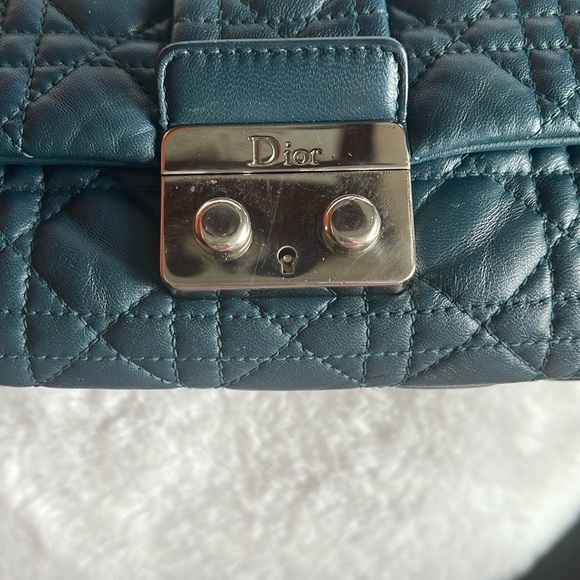 Dior Blue Quilted Shoulder Bag with Chain Strap - Picture 2 of 16
